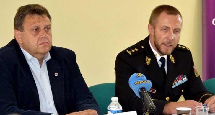 veznice-tiskovka-chaloupecky-dohnal.jpg